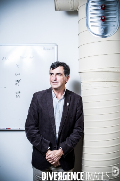 Portrait d arnaud fontanet, membre du conseil scientifique covid-19.