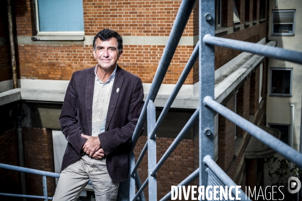 Portrait d arnaud fontanet, membre du conseil scientifique covid-19.