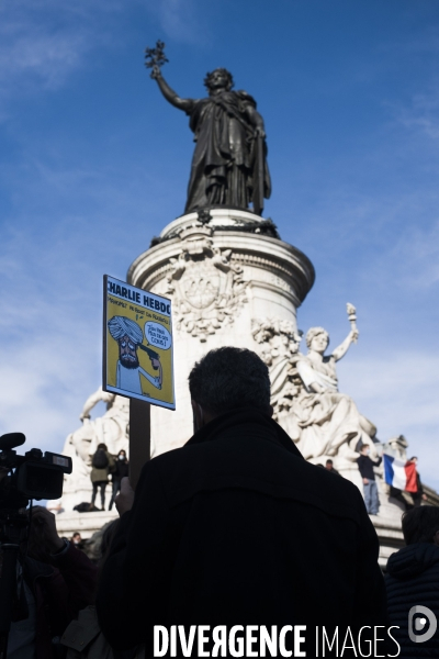 Rassemblement suite a l assassinat de l enseignant samuel paty.