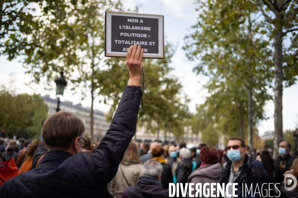 Rassemblement en hommage à Samuel Paty