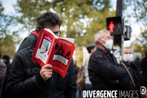 Rassemblement en hommage à Samuel Paty