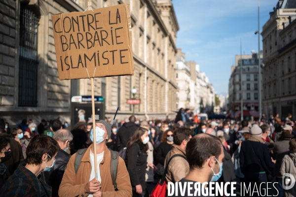 Rassemblement en hommage à Samuel Paty