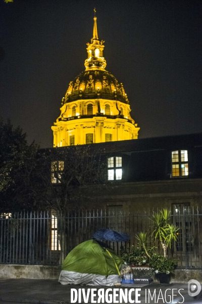 Paris sous couvre-feu.