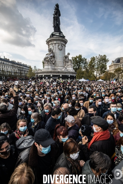 Rassemblement en hommage à Samuel Paty