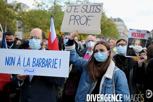 Rassemblement en hommage à Samuel Paty