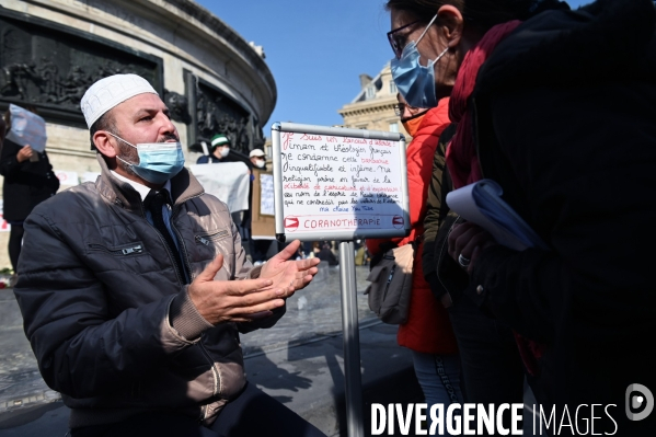 Rassemblement en hommage à Samuel Paty