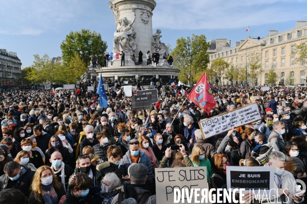 Rassemblement en hommage à Samuel Paty