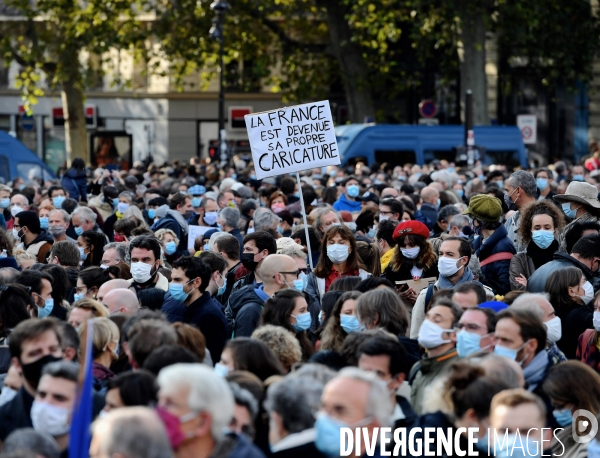 Rassemblement en hommage à Samuel Paty