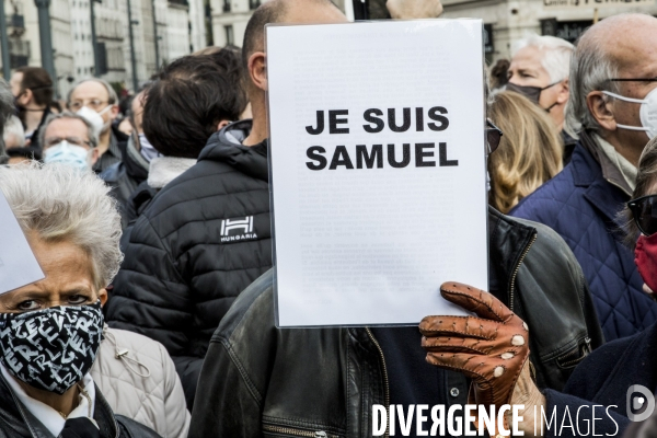 Rassemblement Hommage à Samuel Paty