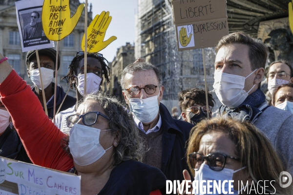 Hommage à Samuel PATY à Bordeaux