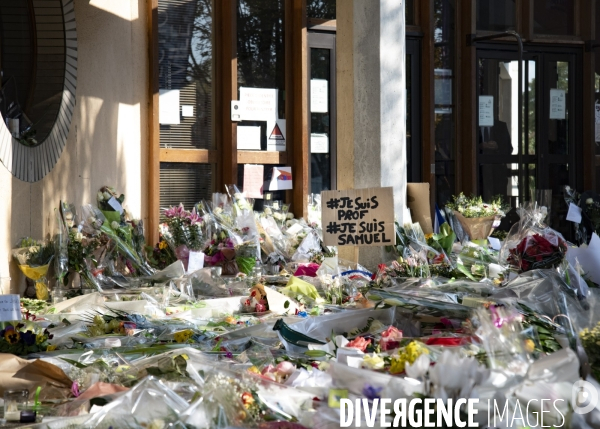 Hommages au professeur assassiné au collège du Bois d Aulne