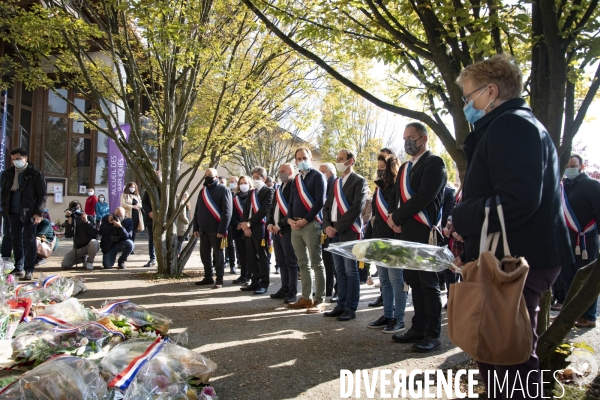 Hommages au professeur assassiné au collège du Bois d Aulne