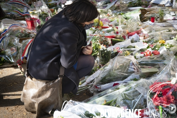 Hommages au professeur assassiné au collège du Bois d Aulne