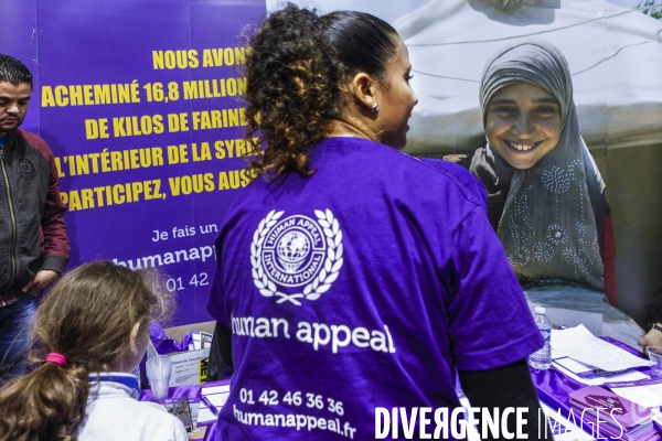 Association de Charity Business Humanitaire Musulman au salon de l UOIF