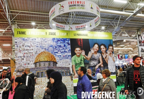 Association de Charity Business Humanitaire Musulman au salon de l UOIF