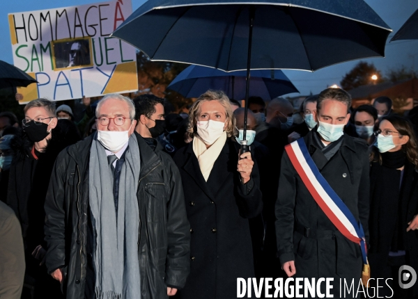 Marche blanche en hommage a la memoire de samuel paty