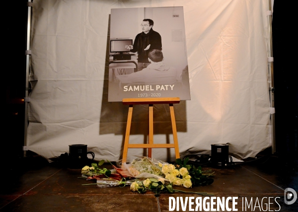 Marche blanche en hommage a la memoire de samuel paty