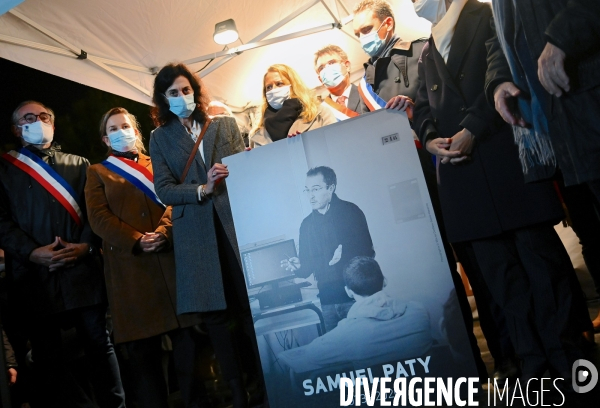 Marche blanche en hommage a la memoire de samuel paty