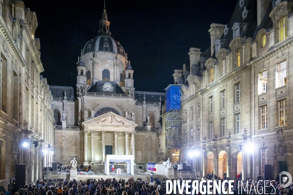 Hommage national à Samuel Paty dans la cour de la Sorbonne