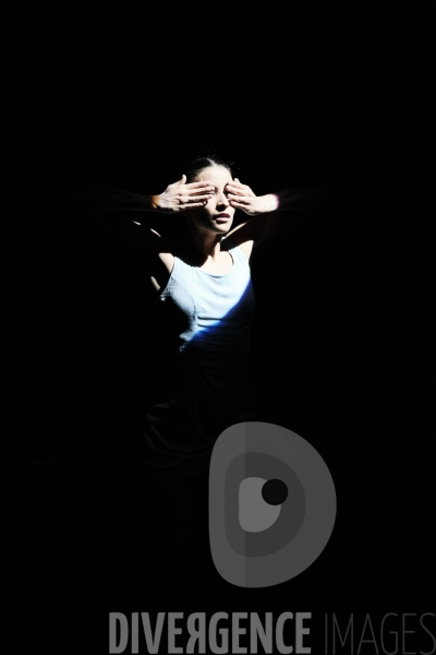 Annonciation  /  Angelin Preljocaj / Ballet de l opéra national du Rhin