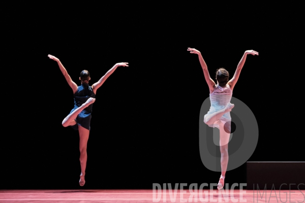 Annonciation  /  Angelin Preljocaj / Ballet de l opéra national du Rhin