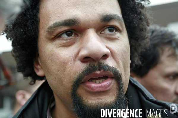 Dieudonné au salon de l UOIF