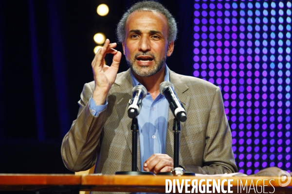 Tariq RAMADAN au salon de l UOIF