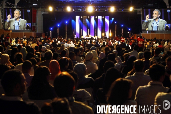 Tariq RAMADAN au salon de l UOIF
