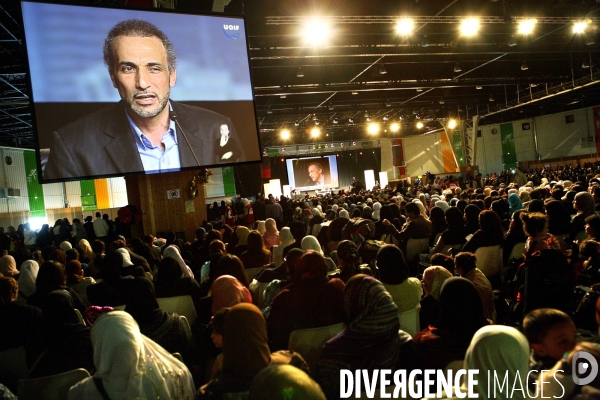 Tariq RAMADAN au salon de l UOIF