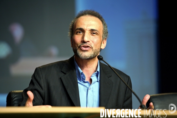 Tariq RAMADAN au salon de l UOIF