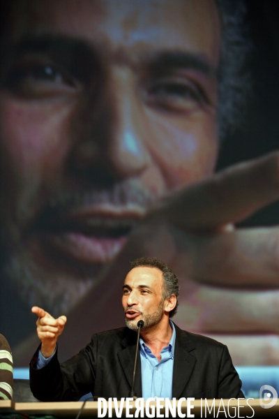 Tariq RAMADAN au salon de l UOIF