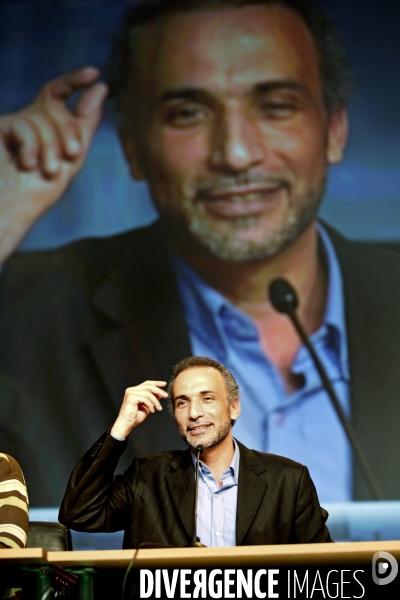 Tariq RAMADAN au salon de l UOIF