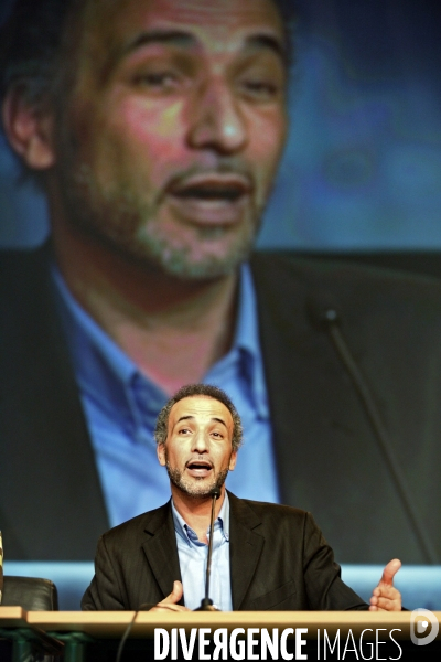 Tariq RAMADAN au salon de l UOIF