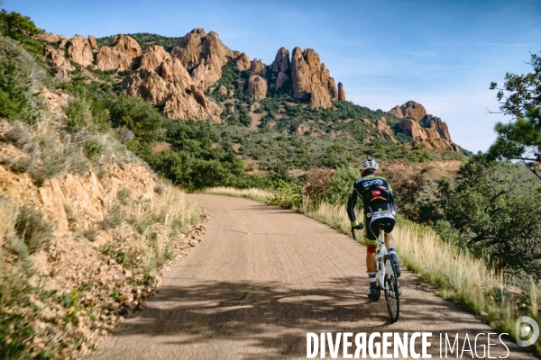 La Corniche de l Esterel à vélo