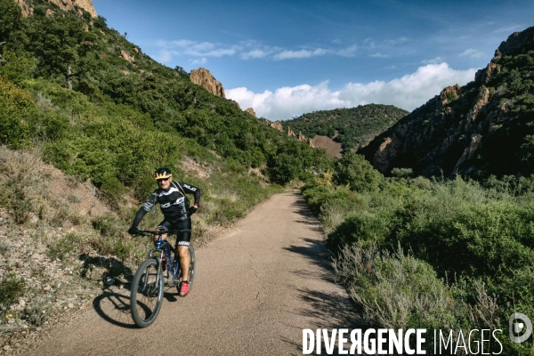 La Corniche de l Esterel à vélo