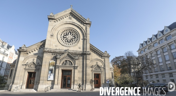 Securite renforcee autour de l eglise notre dame des champs a paris