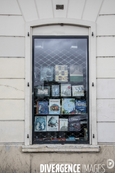 Reconfinement Librairies fermées