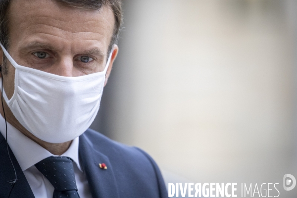 Emmanuel Macron recçoit le PM d Estonie