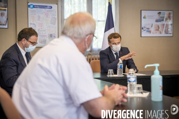 Emmanuel Macron à l hôpital de Pontoise