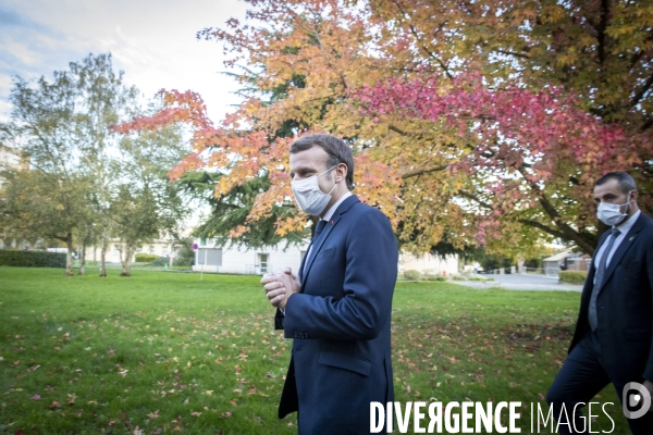 Emmanuel Macron à l hôpital de Pontoise