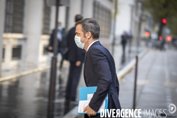 Jean Castex consulte les chefs de parti et les partenaires sociaux sur le reconfinement