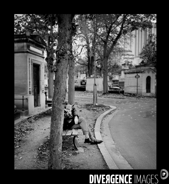 Reconfinement Cimetière Du Montparnasse
