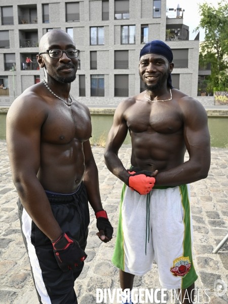 STREET WORKOUT : entrainement de musculation collectif.