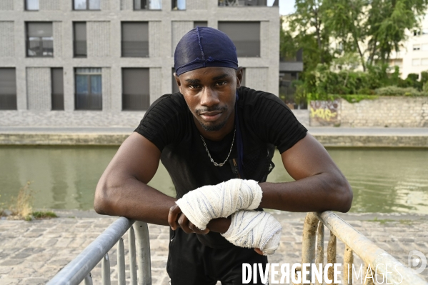 STREET WORKOUT : entrainement de musculation collectif.