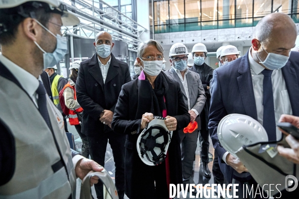 Elisabeth Borne, ministre du Travail,  Laurent  Pietraszewski, visite groupe Rougnon à Saint Denis