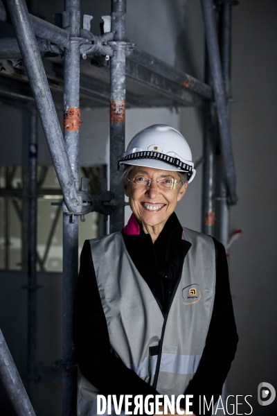 Elisabeth Borne, ministre du Travail,  Laurent  Pietraszewski, visite groupe Rougnon à Saint Denis