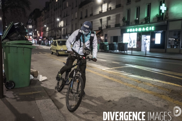 Livreurs à vélo