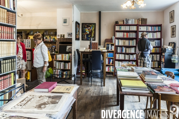 Bécherel, la 1ère Cité du livre en France et la 3ème en Europe.