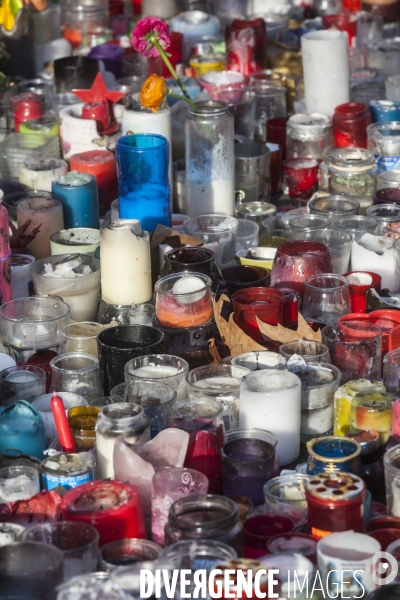 Attentat du BATACLAN en 2015, Bougie, place de la Republique.