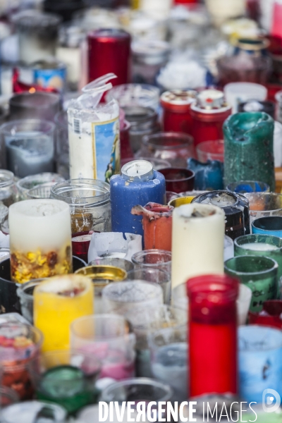 Attentat du BATACLAN en 2015, Bougie, place de la Republique.